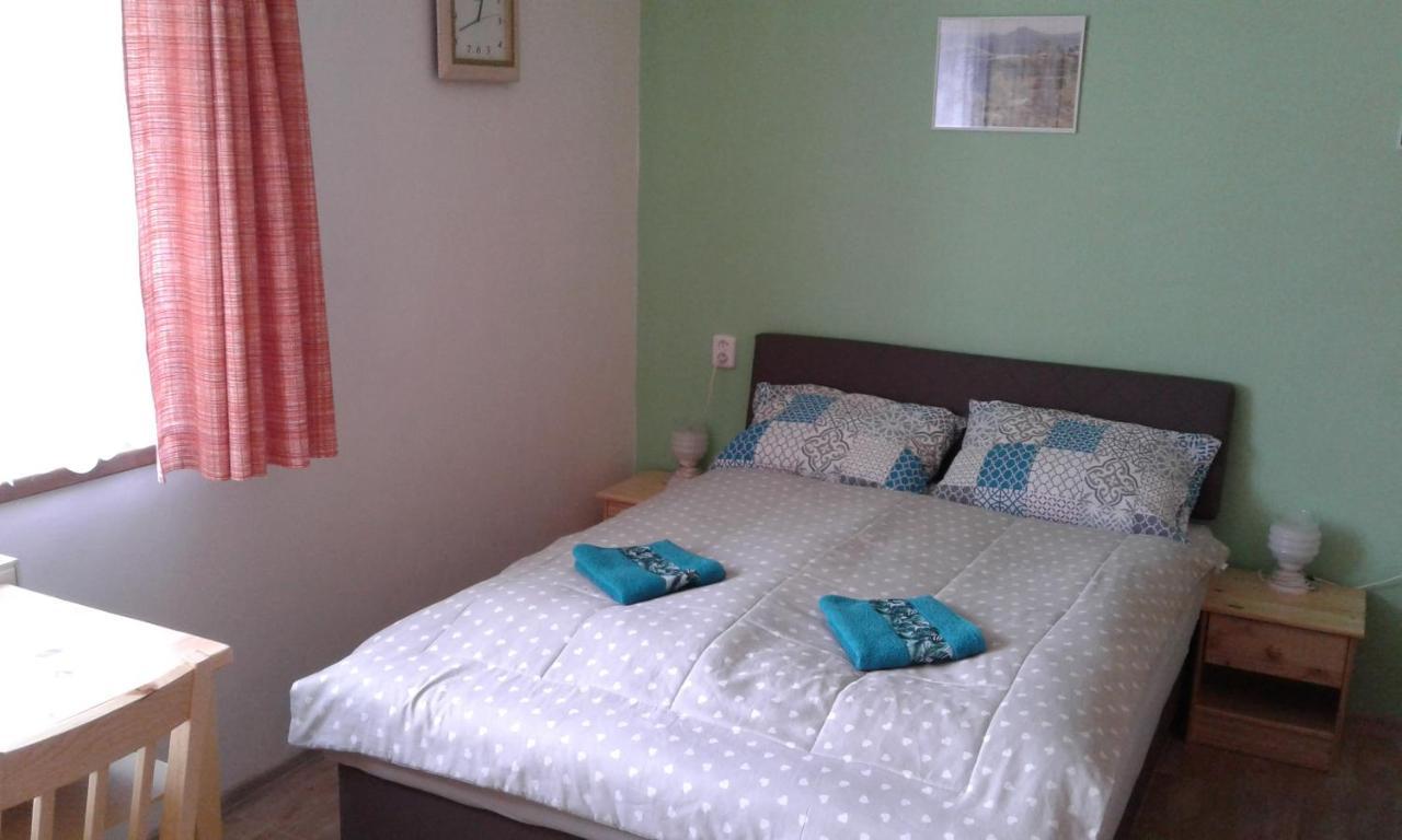 Apartmán pro 2-3 dospělé osoby Srbská Kamenice Exteriér fotografie